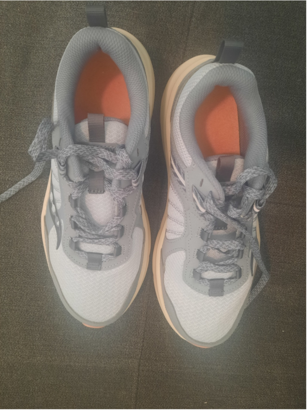Women's Saucony Excursion TR17 Athletic Shoes Size 7 Gray Orange